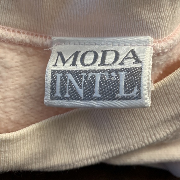 Moda Int’l vintage light pink crewneck sweatshirt, size small - Picture 4 of 4